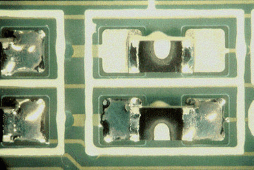 Figure 3: PCB not correctly positioned on the finger conveyor or in the pallet